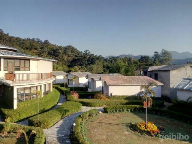 Corbett Rattan Hotel Garjia Buitenkant foto
